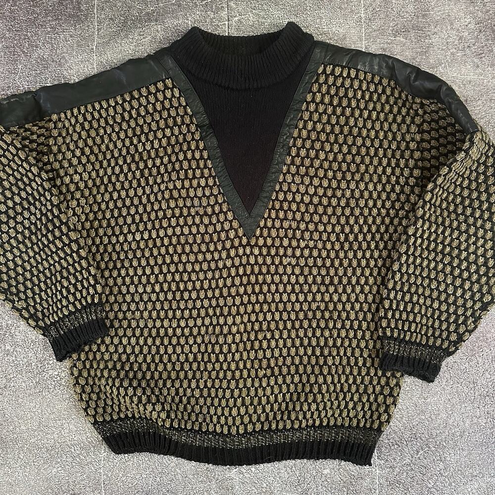 Men's Vintage 90's Avenues Chunk Knit Leather Patch Brown Crewneck Sweater Sz L
